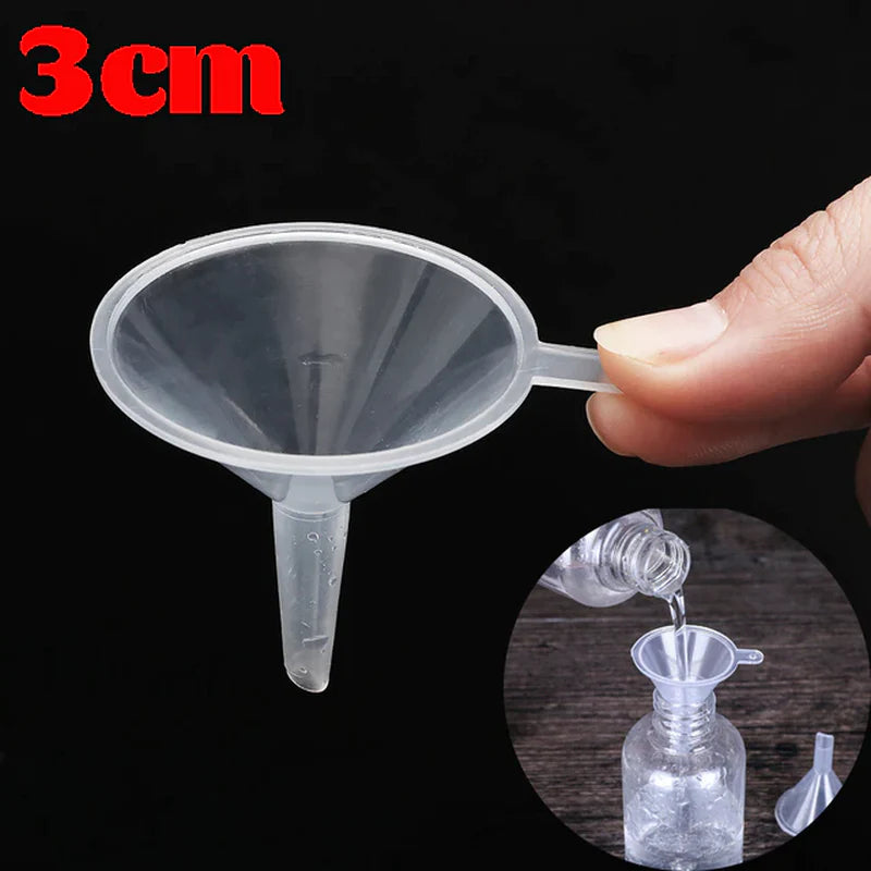 2-in-1 Microfiber Screen Cleaner Spray Bottle – Portable Cleaning Tool for Phone, Tablet, Laptop & Glasses